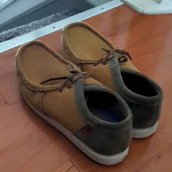 Clark wallaby shoes 8.5 - Picture 1 of 4